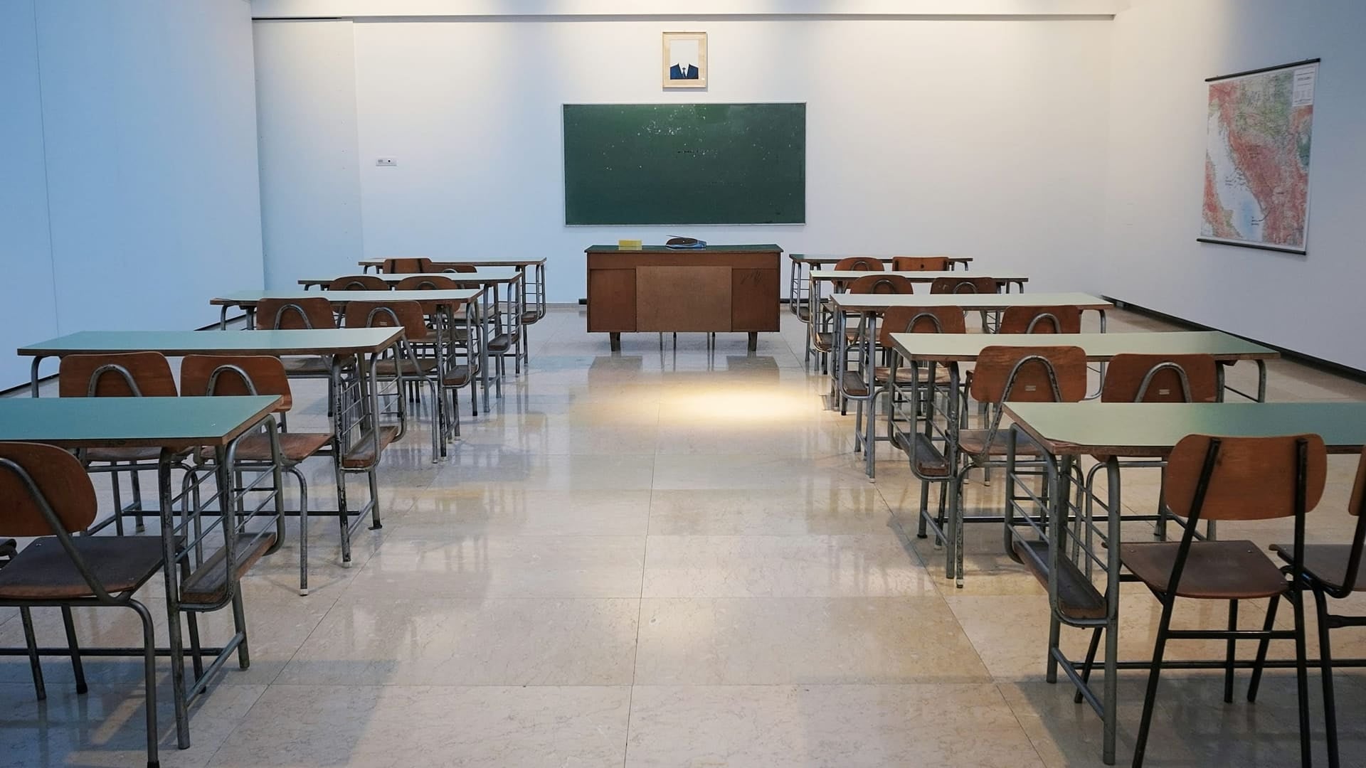Школа «International Academy»